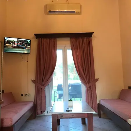 Ballas Paradise Messonette Antipernoi