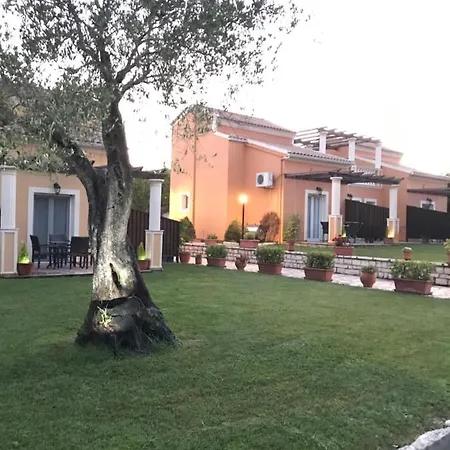 Apartament Ballas Paradise Messonette *