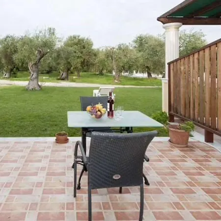 Ballas Paradise Messonette Apartament *