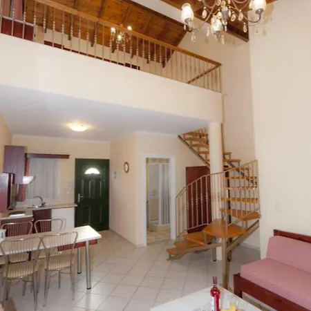 Ballas Paradise Messonette Apartament *