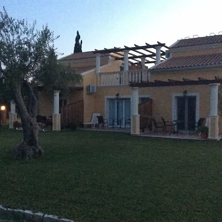 Apartament Ballas Paradise Messonette *